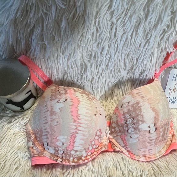 PINK Victoria's Secret Other - PINK Victoria Secret Bra 36D